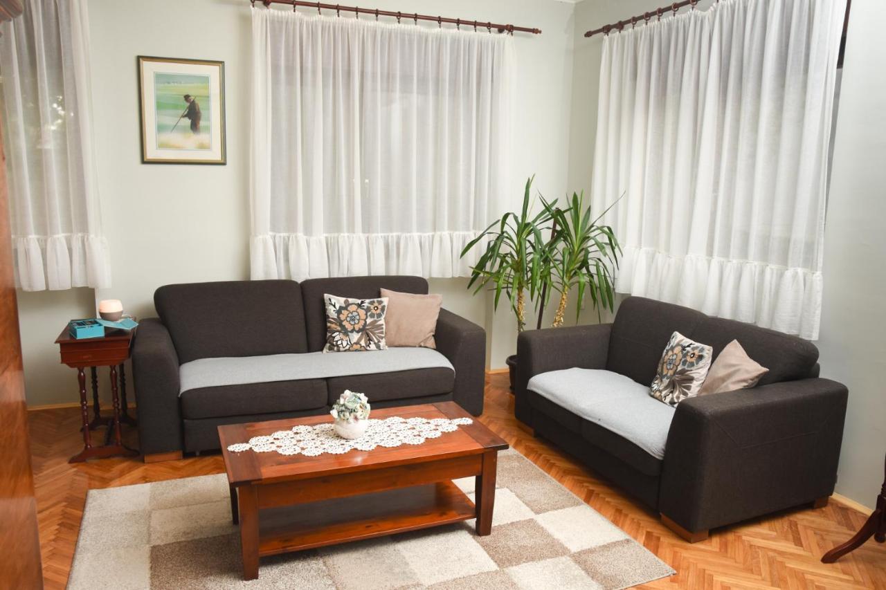 Apartman Woolf Senta Εξωτερικό φωτογραφία