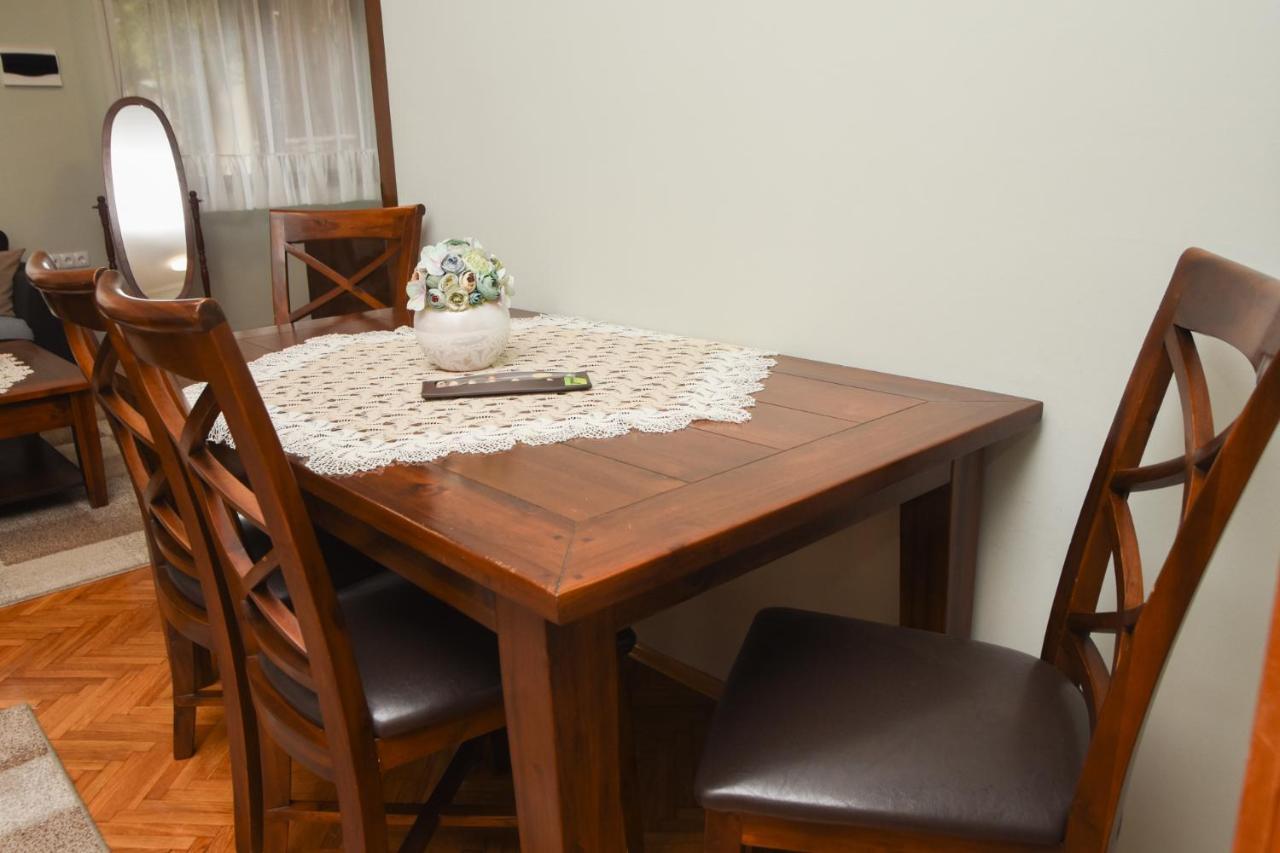 Apartman Woolf Senta Εξωτερικό φωτογραφία